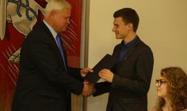 Savanorių apdovanojimas pas Merą