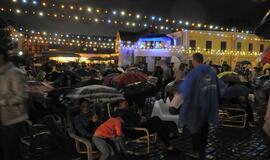 Jūros šventė. Fejerverkai. Teatro aikštė.