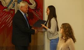 Savanorių apdovanojimas pas Merą