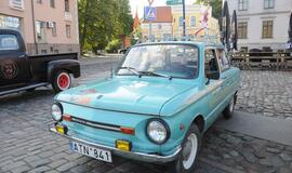 Į Klaipėdos gatves išriedėjo "Seni kibirai"