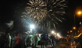 Jūros šventė. Fejerverkai. Teatro aikštė.