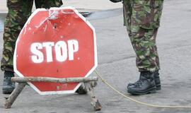 Aviacijos bazėje Šiauliuose pasigesta šešių apledėjimo matuoklių