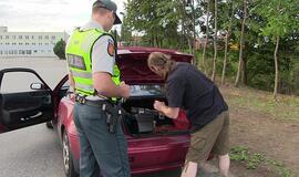 Pareigūnams įkyrėjęs vyras prisiprašė patikrinimo