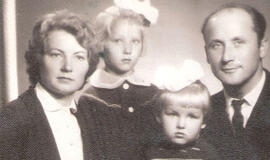 Klaipėdos akvarelės: namai ir žmonės (405)