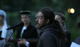 Gintaro įlankoje tradiciškai liepsnojo nendrinės skulptūros