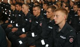 Prisiekė Lietuvos policijos mokyklos kursantai