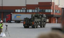 Į Klaipėdos uostą atplaukė britų karo technika pratyboms