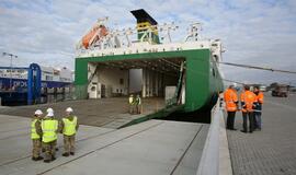 Į Klaipėdos uostą atplaukė britų karo technika pratyboms