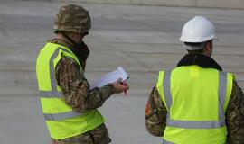 Į Klaipėdos uostą atplaukė britų karo technika pratyboms