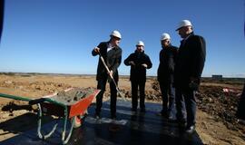 "Silberauto" automobilių centro statybų pradžia Klaipėdoje