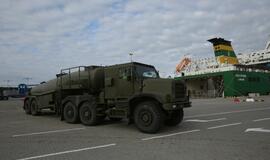 Į Klaipėdos uostą atplaukė britų karo technika pratyboms