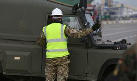 Į Klaipėdos uostą atplaukė britų karo technika pratyboms