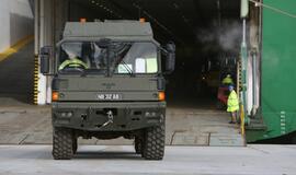 Į Klaipėdos uostą atplaukė britų karo technika pratyboms