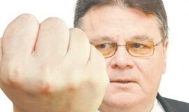 Linas Linkevičius grūmoja Briuseliui pirštu