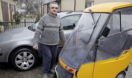 Miniatiūrinė gargždiškio mašina traukia žvilgsnius