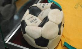 Istorinei pergalei - trisdešimt metų