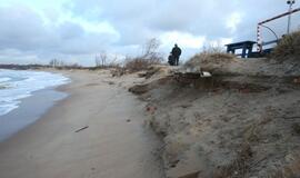 Stiprus vėjas pajūryje