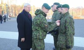 Lietuvos kariuomenės diena: karių rikiuotė KU aikštėje