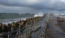 Stiprus vėjas pajūryje