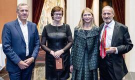 Spektaklio "Karalienė Luizė" premjera