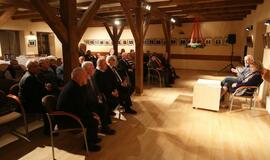 "Kitokie žmonės" įsteigė klubą