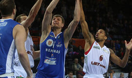 "Neptūnas" namų arenoje nusileido "Lietkabeliui"