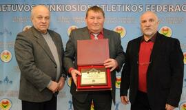 Pagerbė geriausius sunkiaatlečius ir trenerius