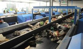 Pramoninis atliekų rūšiavimas įsibėgėja