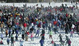 Sniego mūšis - tik su leidimu