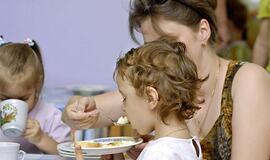 Teismas skyrė baudą maistą vogusioms virėjoms