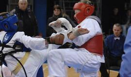 Vėl prasidės 15 eurų krepšelio dalybos