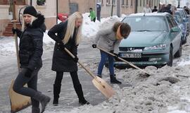 Nevyriausybininkai skatina savivaldybes taupyti