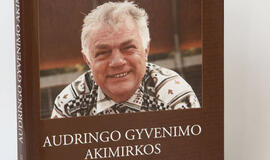 Bibliotekoje - Alfonso Pipiro knygos pristatymas