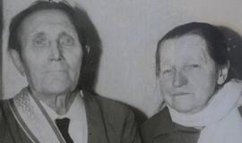 Klaipėdos akvarelės: namai ir žmonės (434)