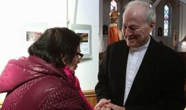 Ruandos kunigas Hermanas Šulcas Klaipėdos Marijos Taikos Karalienės bažnyčioje