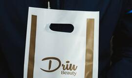 Klaipėdos delfinariume -  "Delfinai ir žvaigždės"