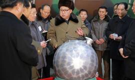 Šiaurės Korėja skelbia sukūrusi naują ginklą