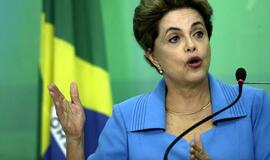 Brazilijos prezidentė Dilma Rusef tikina, kad jos sąžinė yra švari