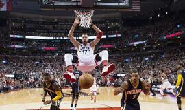 Jonas Valančiūnas atliko dvigubą dublį, bet "Raptors" pralaimėjo pirmąsias atkrintamųjų varžybų rungtynes