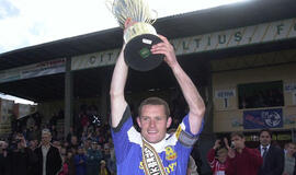 Kodėl slepiamos finalinių rungtynių vietos?