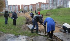 Takelio dėjimo talka Vaidaugų gatvėje