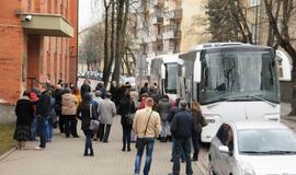 Tarnybą pradeda pirmieji šauktiniai