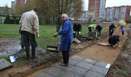 Takelio dėjimo talka Vaidaugų gatvėje
