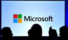 "Toyota" ir "Microsoft" ketina kurti "išmanųjį" automobilį