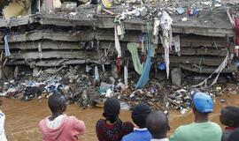 Kenija: gyvenamojo namo griūties aukų skaičius išaugo iki 20 žmonių