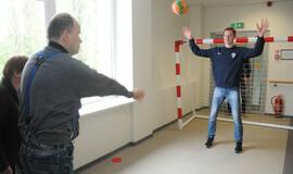 "Dragūno" rankininkai aplankė neįgaliuosius