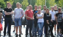 BMW gerbėjų suvažiavimas prie Klaipėdos "Švyturio" arenos