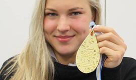 Rūtai Meilutytei įteiktas aukso medalis už pergalę 2013 metų Europos čempionate (video)