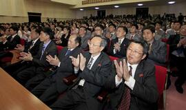 Šiaurės Korėjoje uždraustos vestuvės ir laidotuvės - artėja partijos suvažiavimas