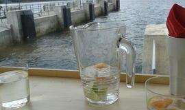 Neduodamos nemokamai atsigerti vandens, kavinės rizikuoja prarasti klientus